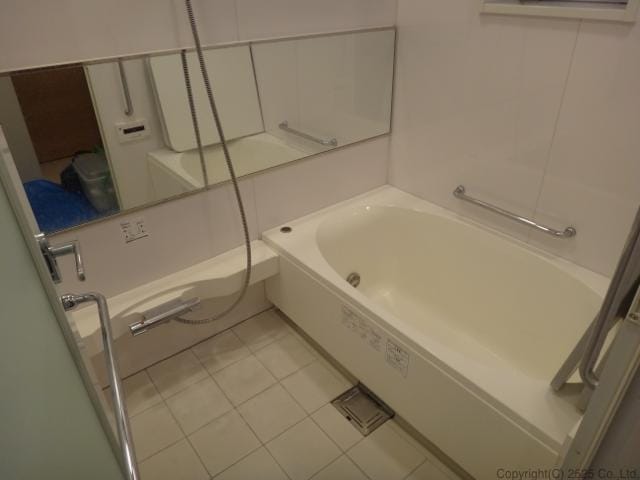 午後のご予約の時間にお伺い、作業開始