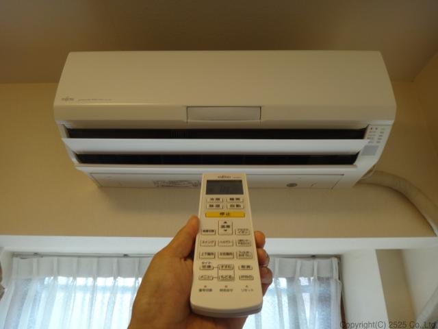 今回洗浄する富士通ノクリアエアコン