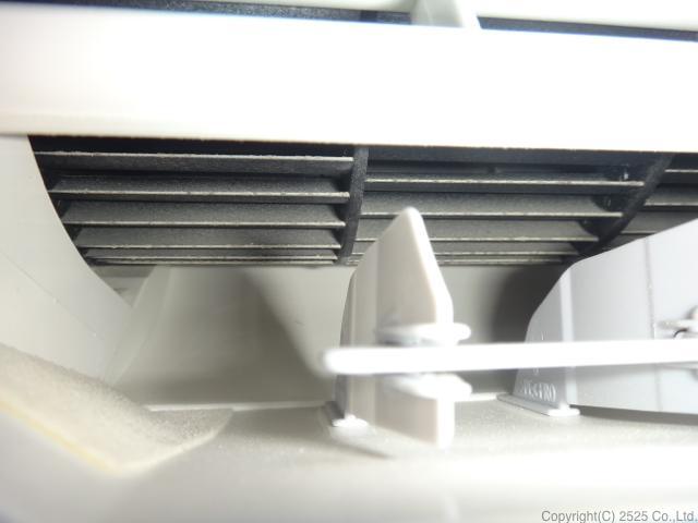 エアコン吹き出し口の中のカビ