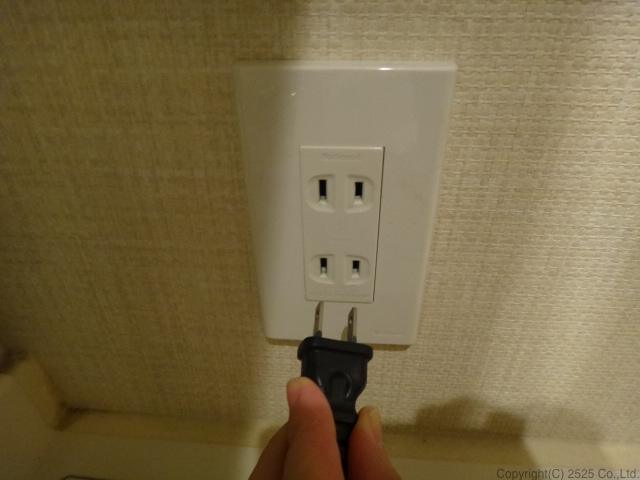 お風呂バスタブ下部エプロン内高圧洗浄コバエ,チョウバエ駆除方法手順,使用電源