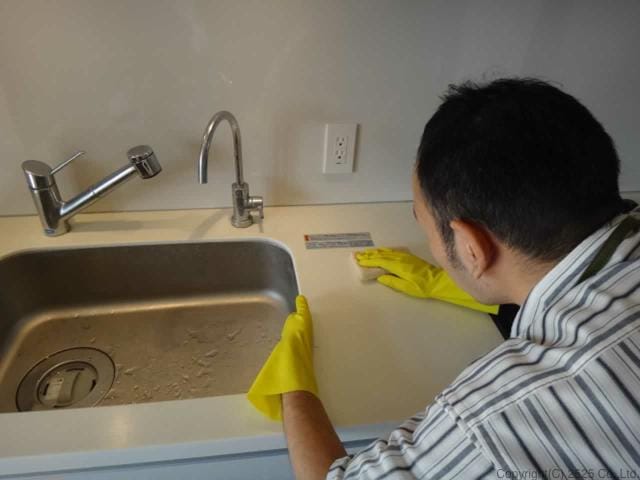 キッチンクリーニングカウンタートップの洗浄