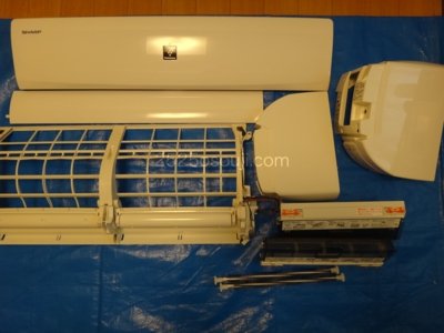 AY-A22SE洗浄後のパーツ