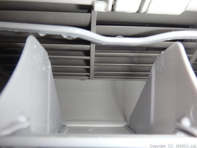 ay-e40ex吹き出し口洗浄後の様子